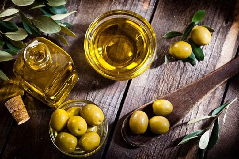 what do olives taste like
