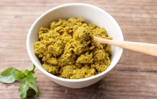 can old curry paste make you sick