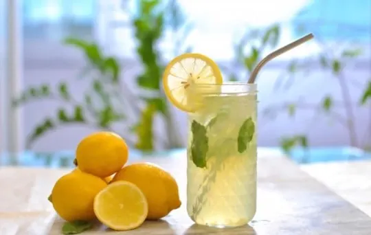 how to store lemon water