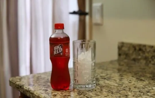 what does big red soda taste like