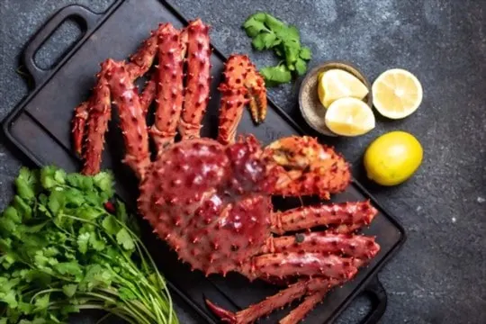 what does king crab taste like