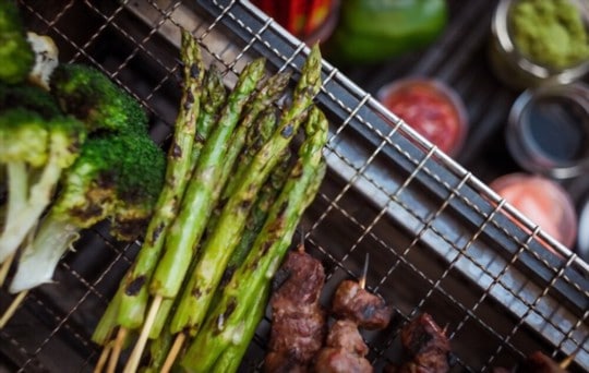 grilled asparagus with pecans and sherry vinegar glaze