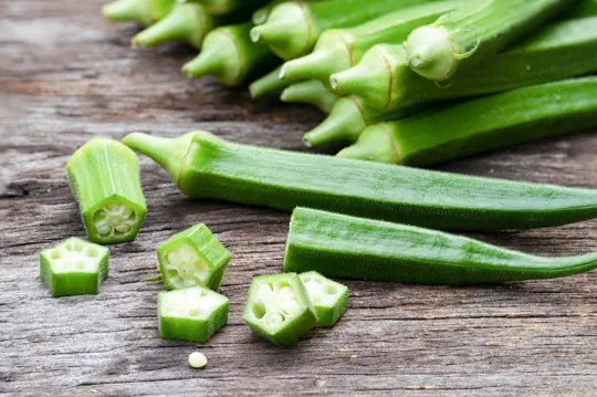 how to find and choose fresh okra