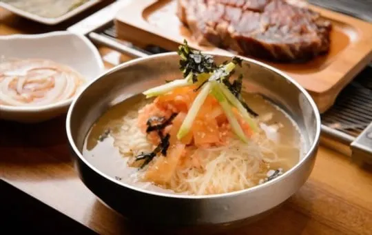 cold noodle salad naengmyeon