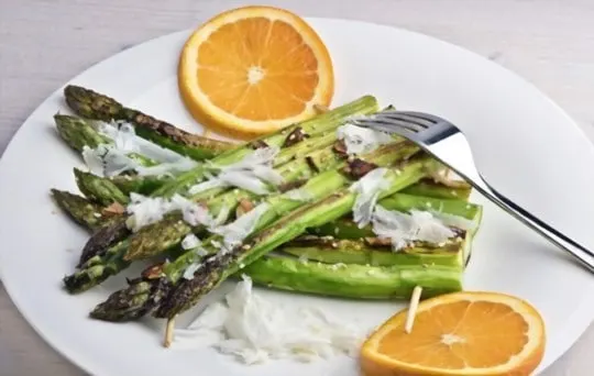 roasted asparagus with parmesan cheese