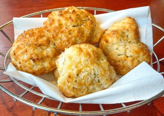 buttery cheddar bay biscuits