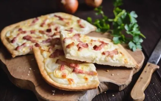 french onion pizza