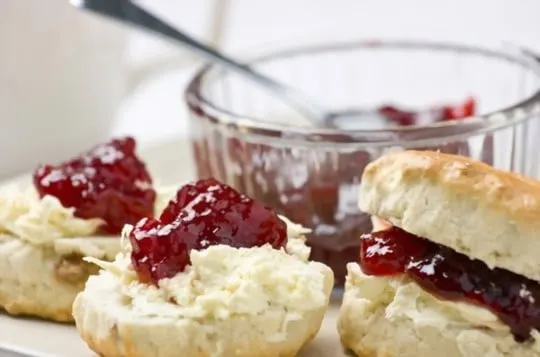 what to serve with scones best side dishes