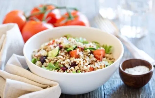 cranberry quinoa salad