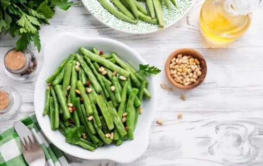 sauteed green beans with balsamic glaze