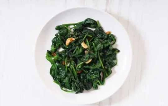 sauteed spinach with bacon